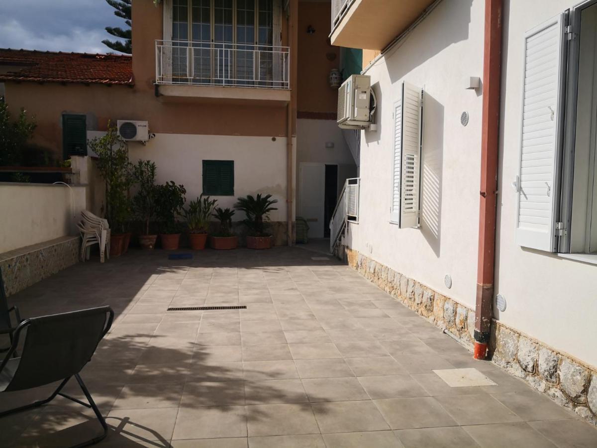 Casa Viola Elegante E Sul Mare Di Mondello Apartamento Palermo Exterior foto